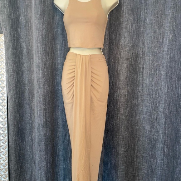 Fashion Nova Dresses & Skirts - Fashion Nova Tan Maxi Pencil Skirt Set